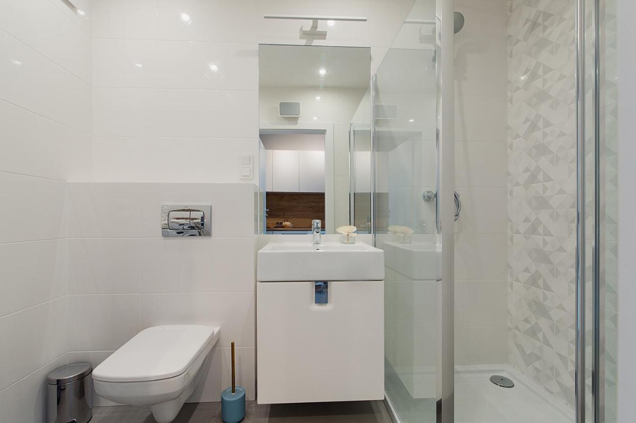Warsaw To Be - Golden Apartment ภายนอก รูปภาพ