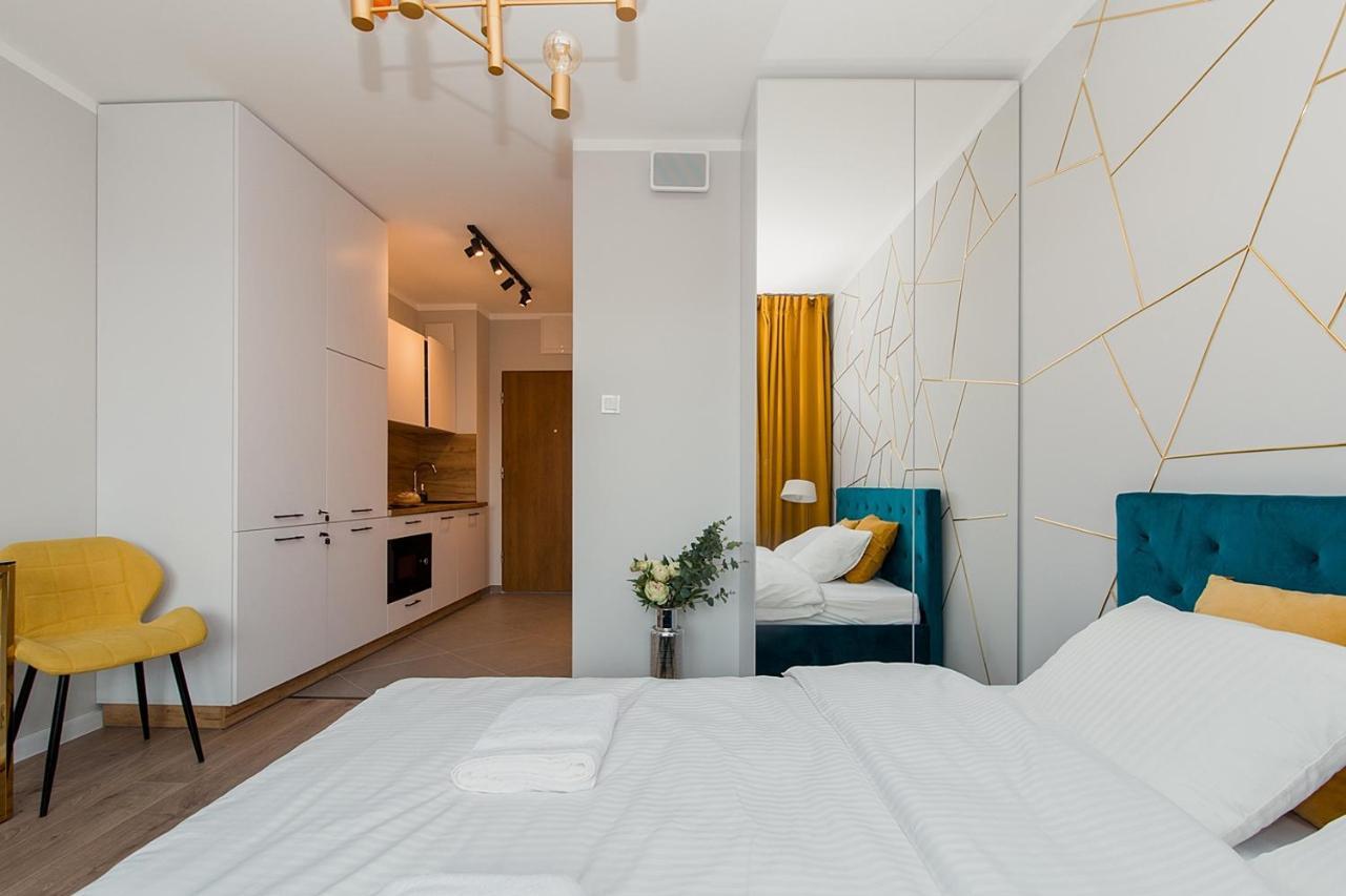 Warsaw To Be - Golden Apartment ภายนอก รูปภาพ
